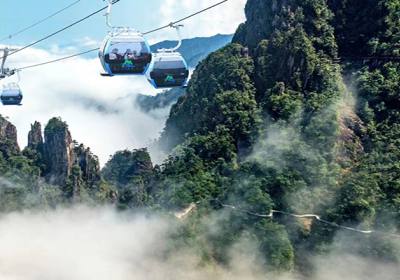 莽山五指峰漫游指南：踏云尋峰，探秘南嶺秘境